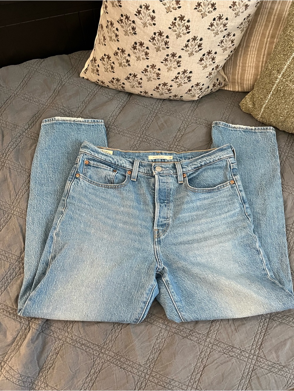 Levi’s premium wedgie straight Women’s Jeans